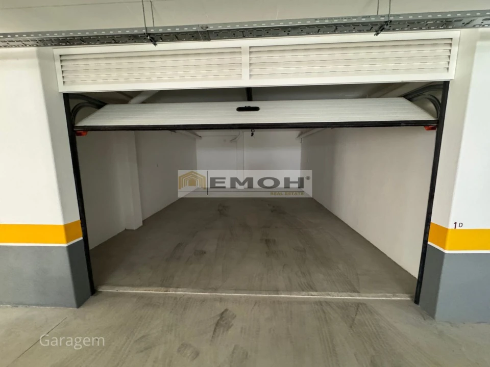 Apartamento T3 para Venda em Carcavelos e Parede Foto 19