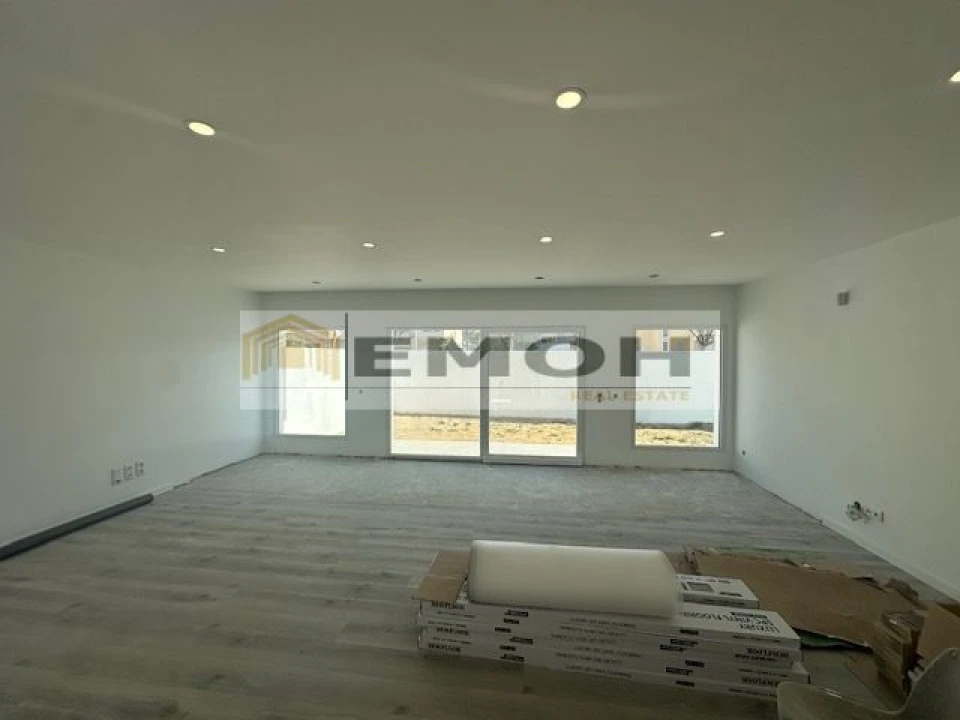 Moradia T3 para Venda em São Domingos de Rana Foto 6