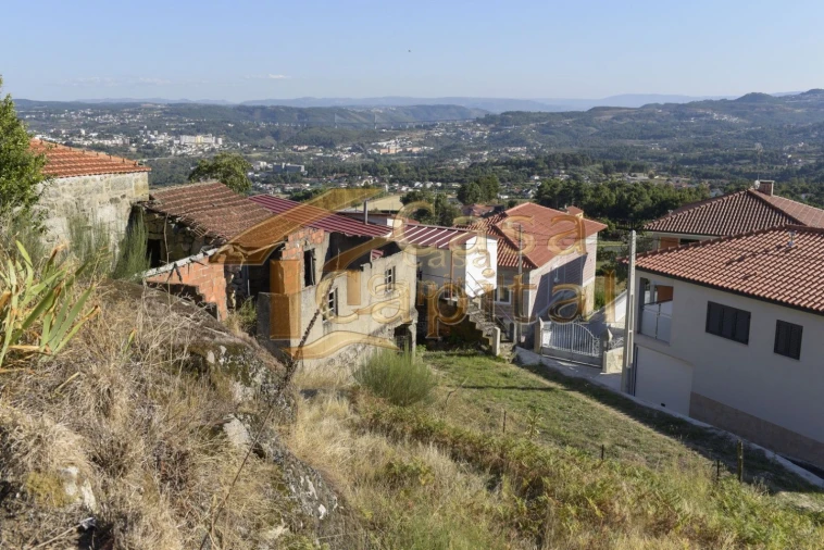 Moradia T3 para Venda em Lordelo Foto 10