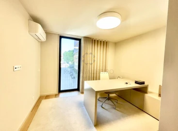 Apartamento T4 para Venda em Santa Marinha e São Pedro da Afurada