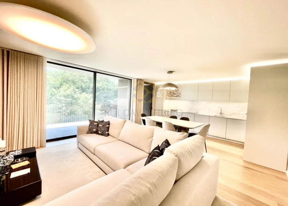 Apartamento T4 para Venda em Santa Marinha e São Pedro da Afurada Foto 4