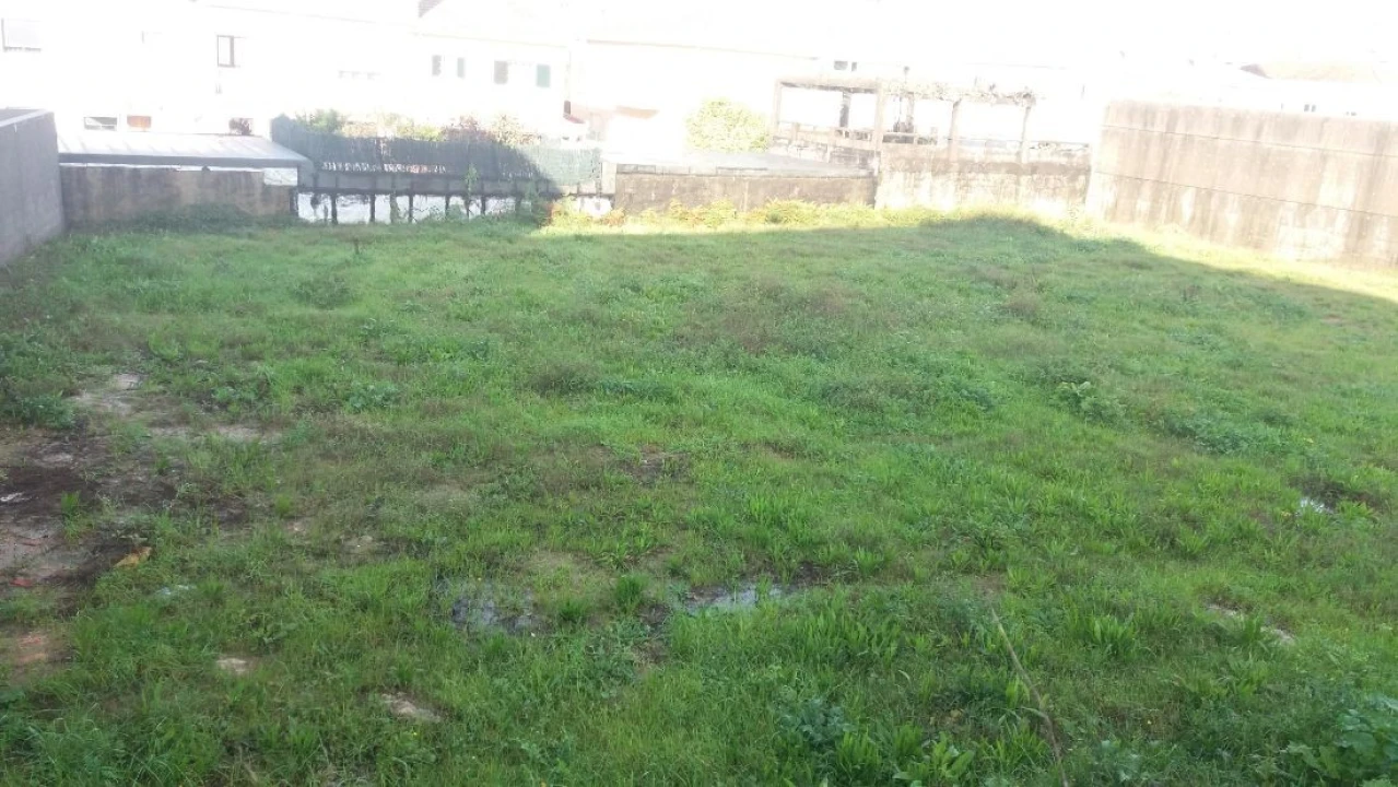 Terreno para Venda em Custóias, Leça do Balio e Guifões Foto 1