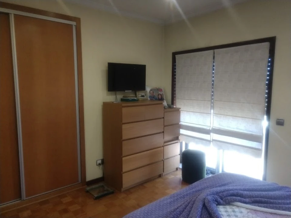 Moradia T4 para Venda em Pedrouços Foto 6