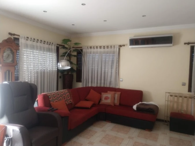 Moradia T4 para Venda em Pedrouços Foto 4