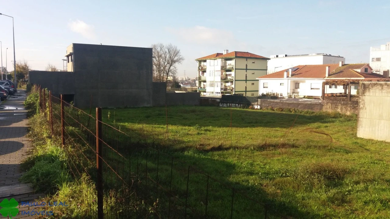 Terreno para Venda em São Mamede de Infesta e Senhora da Hora Foto 1