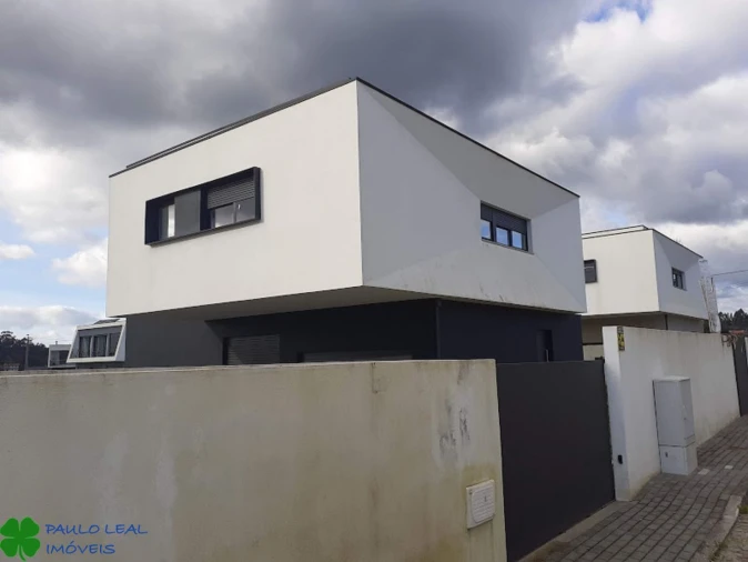 Moradia T3 para Venda em Muro Foto 2