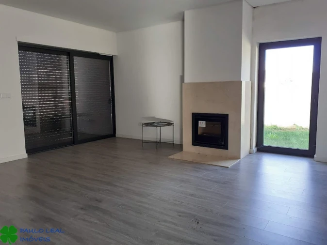 Moradia T3 para Venda em Muro Foto 4