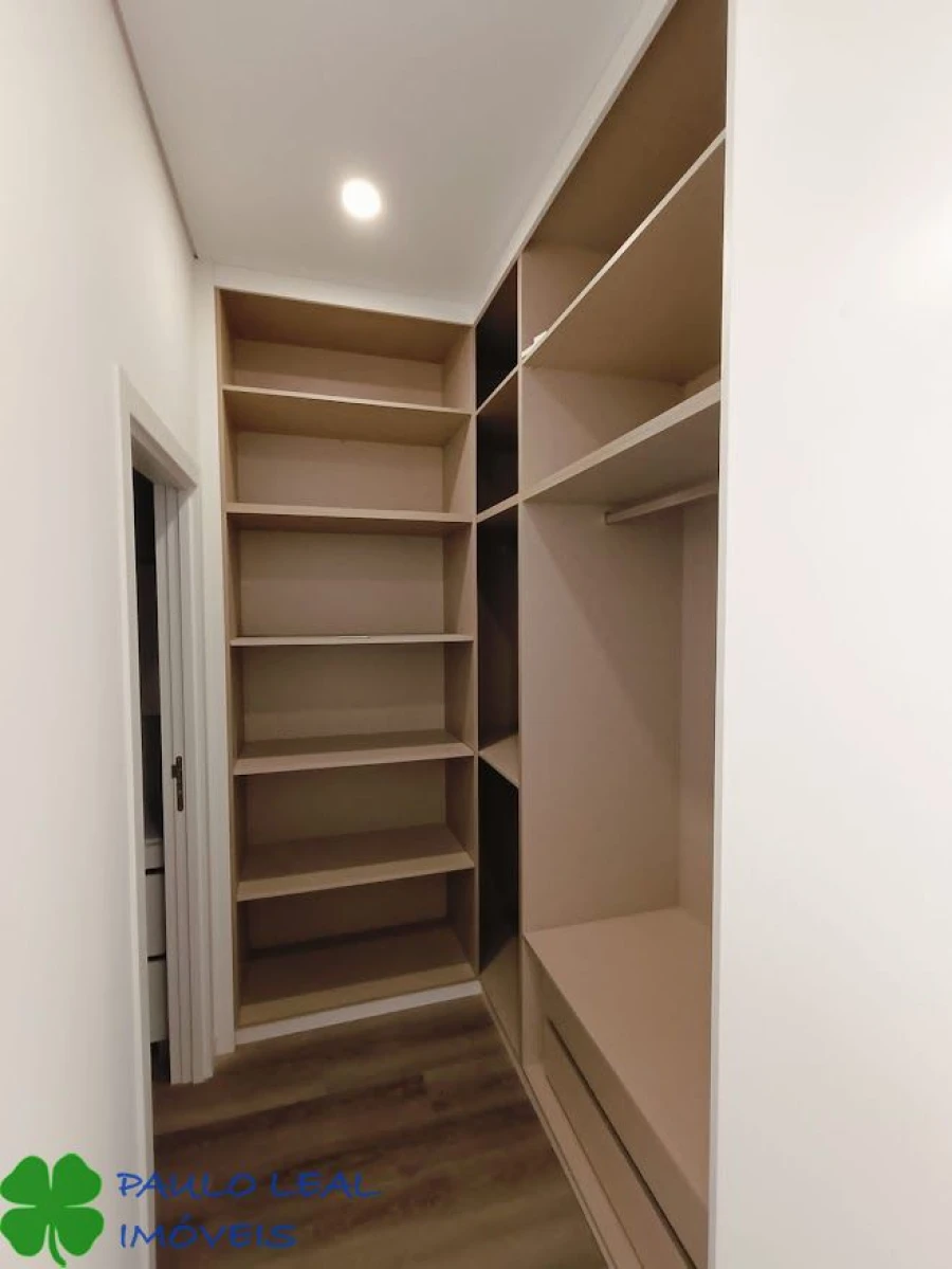 Apartamento T3 para Venda em Aveleda Foto 5