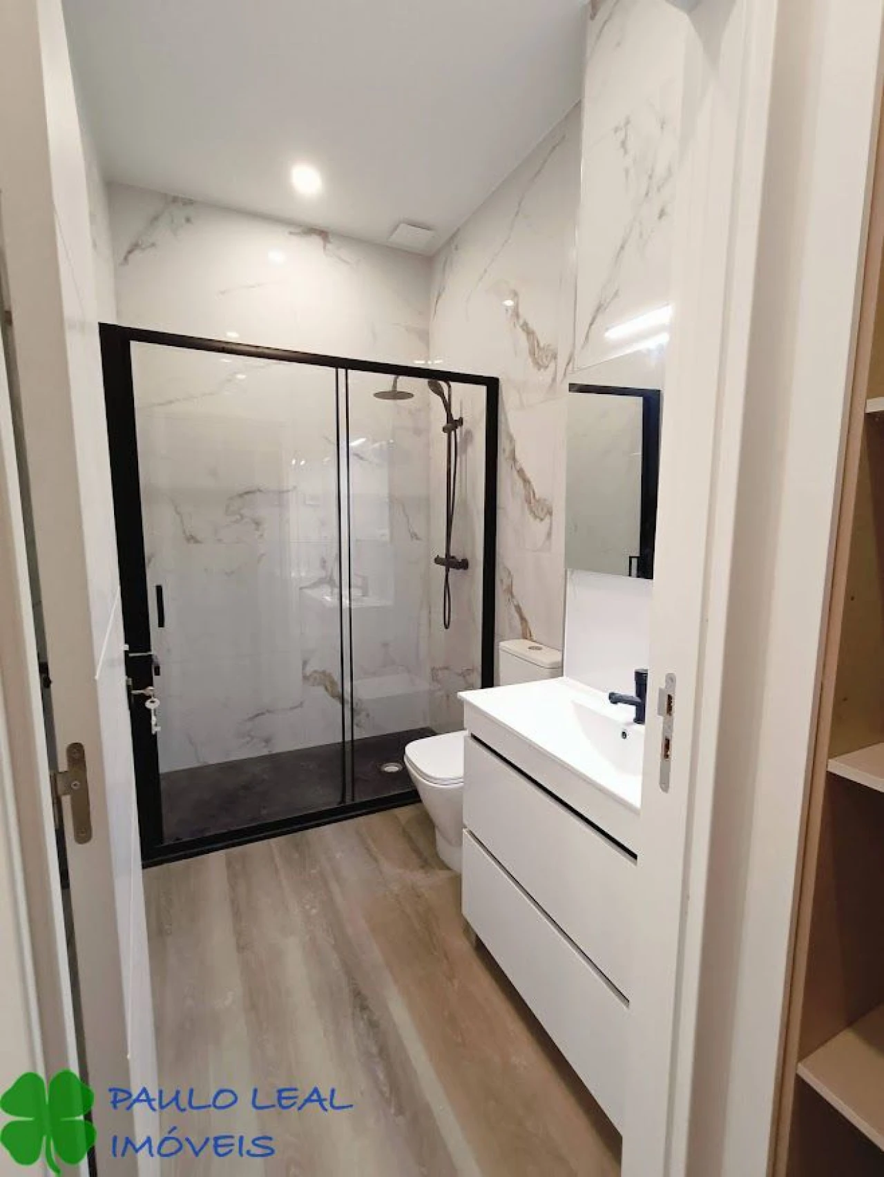 Apartamento T3 para Venda em Aveleda Foto 12