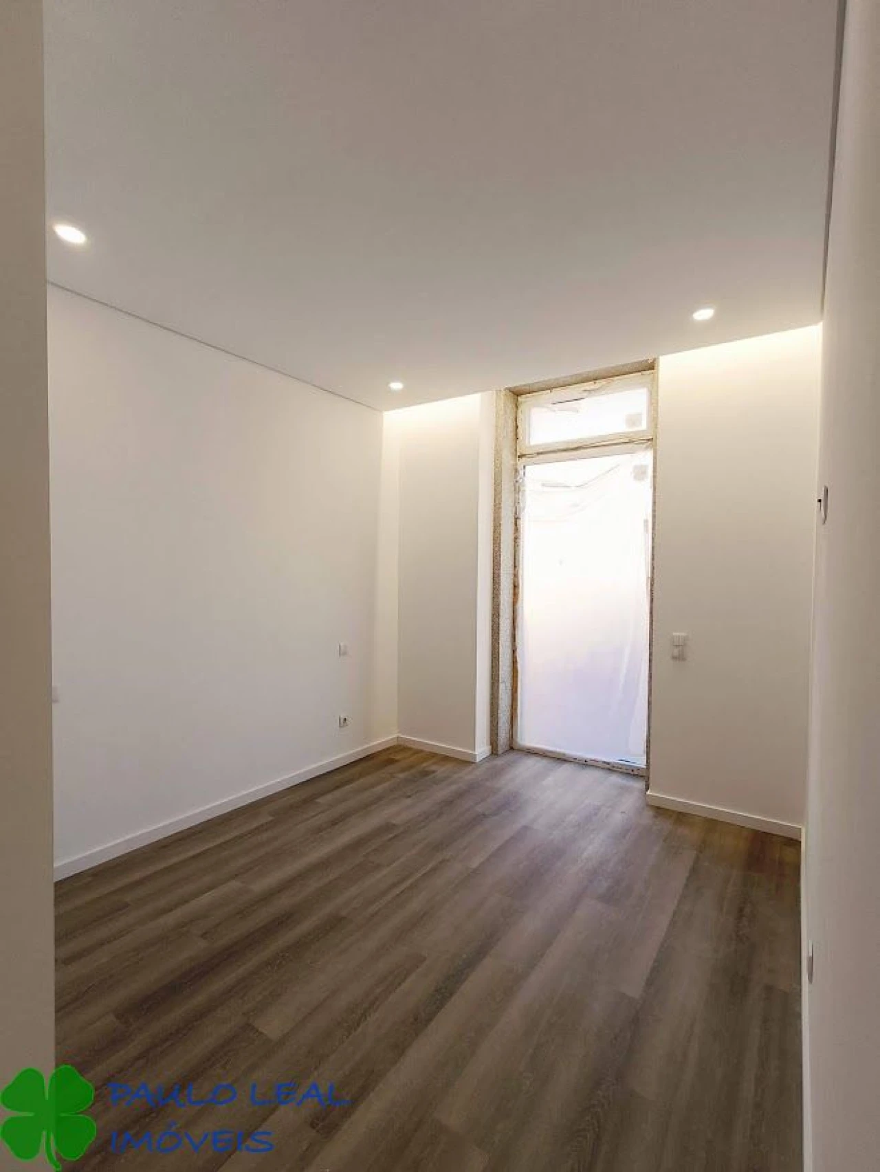 Apartamento T3 para Venda em Aveleda Foto 8
