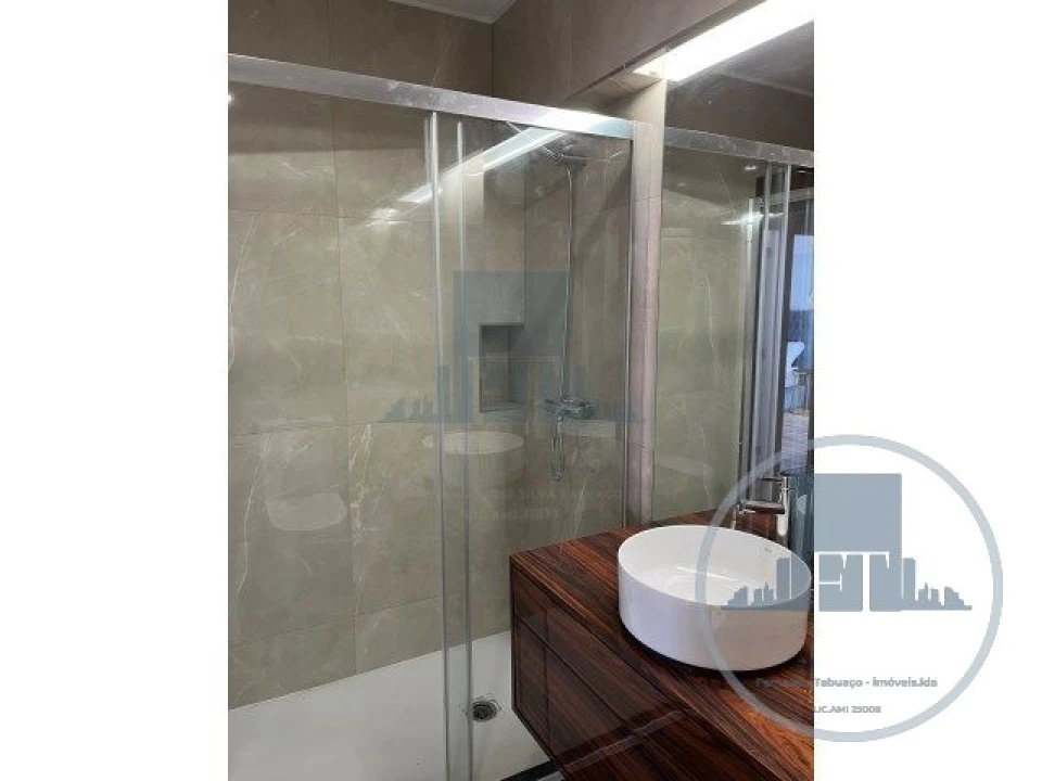 Quinta T5 para Venda em Gestaço Foto 42