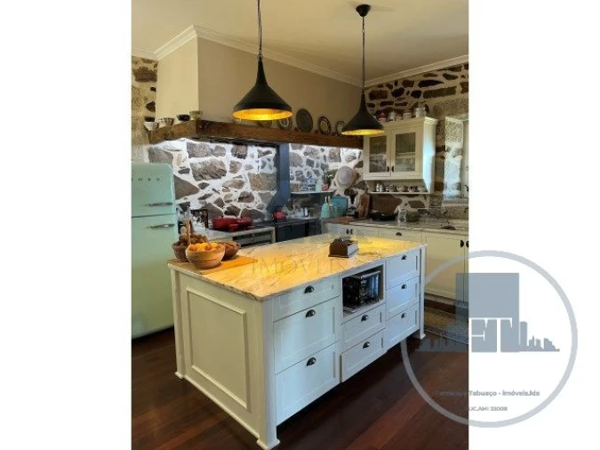 Quinta T5 para Venda em Gestaço Foto 36