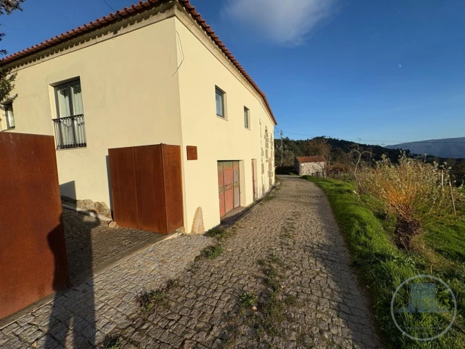 Quinta T5 para Venda em Gestaço Foto 45