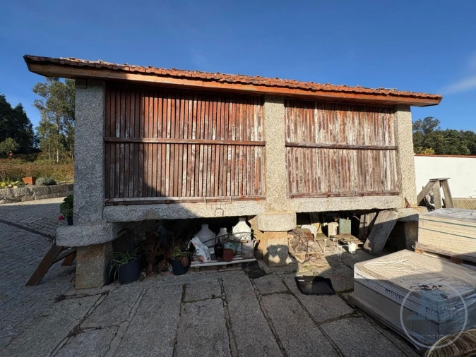 Quinta T5 para Venda em Gestaço Foto 5