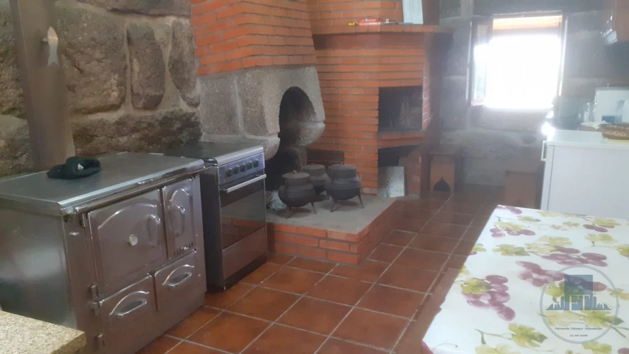 Quinta T4 para Venda em Fregim Foto 22