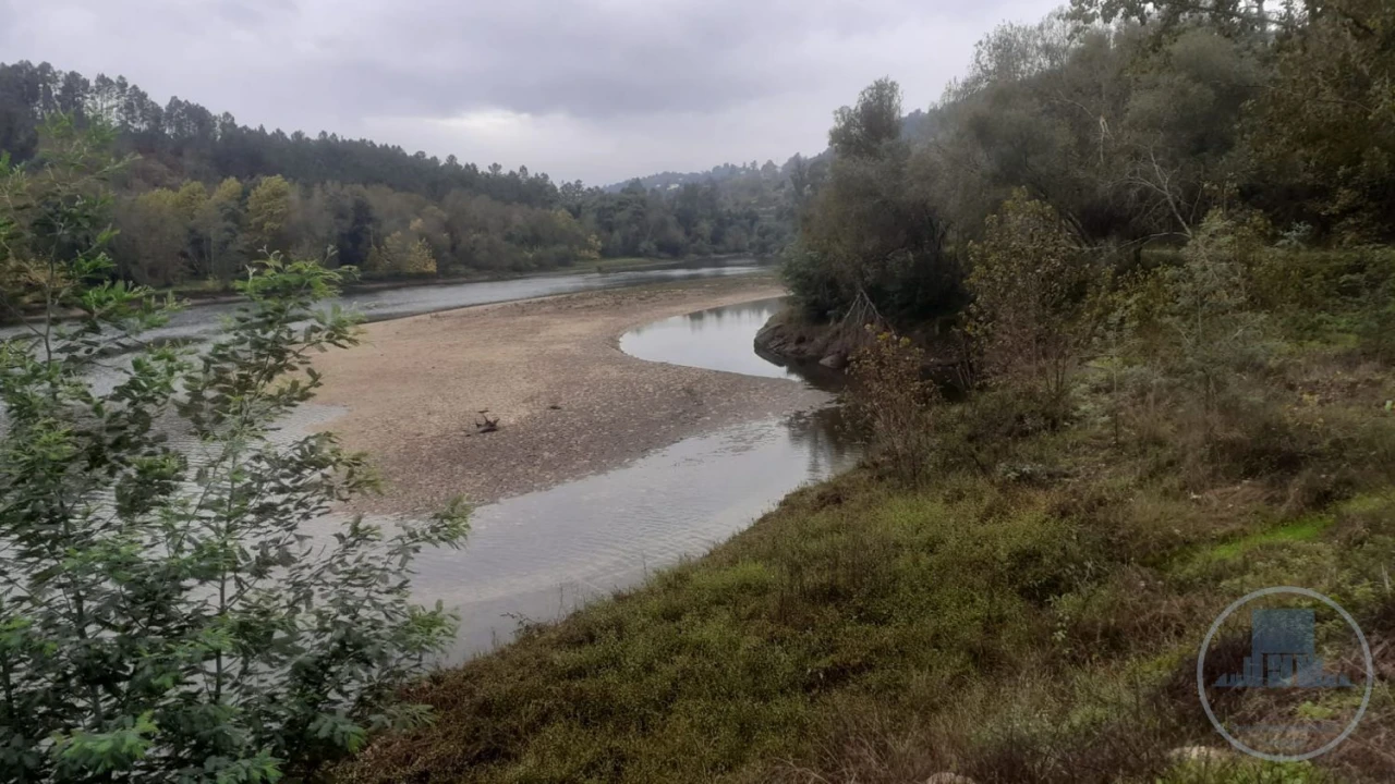 Quinta T4 para Venda em Fregim Foto 35