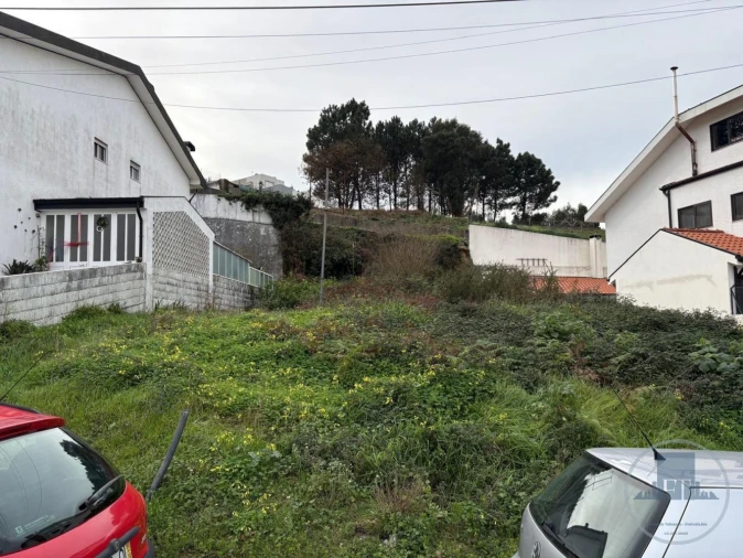 Terreno para Venda em Canelas Foto 4