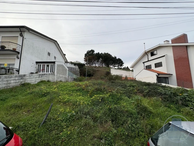 Terreno para Venda em Canelas Foto 2