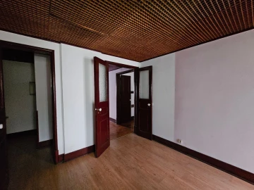 Apartamento T3 para Venda em Santo António