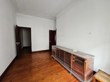 Apartamento T3 para Venda em Santo António
