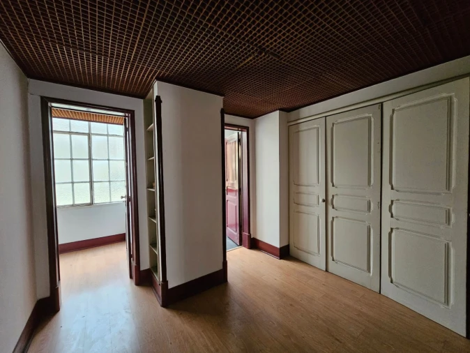 Apartamento T3 para Venda em Santo António Foto 21