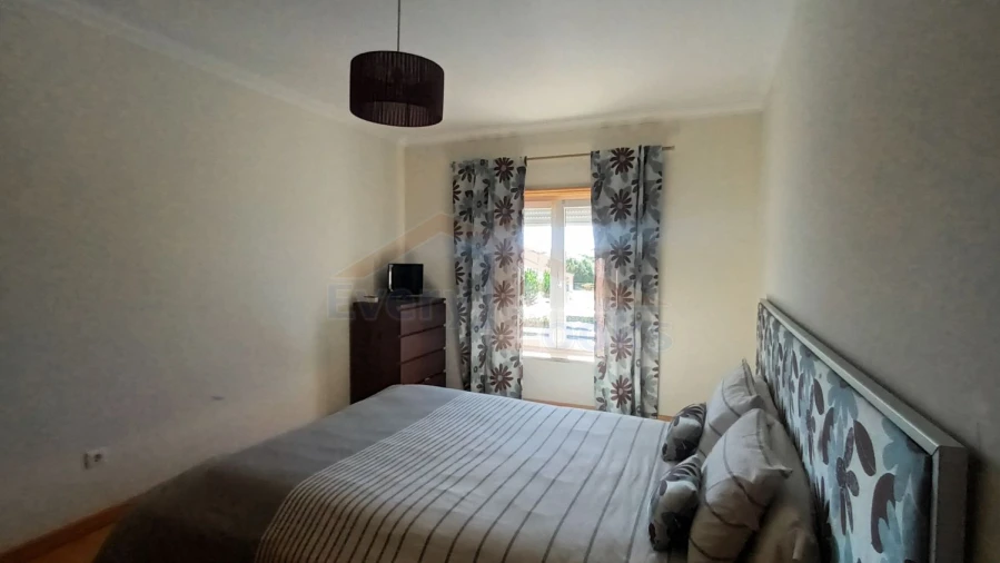 Moradia T4 para Venda em Serra D'El-Rei Foto 18