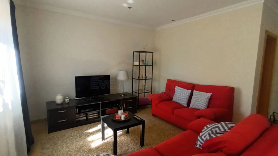 Moradia T4 para Venda em Serra D'El-Rei Foto 6