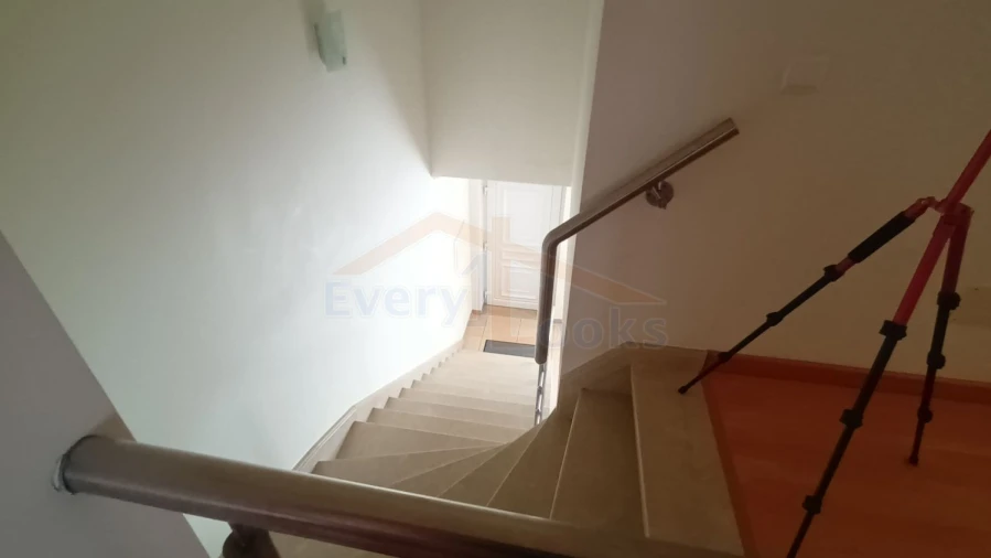 Moradia T4 para Venda em Serra D'El-Rei Foto 23