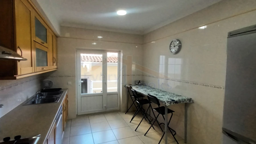 Moradia T4 para Venda em Serra D'El-Rei Foto 9