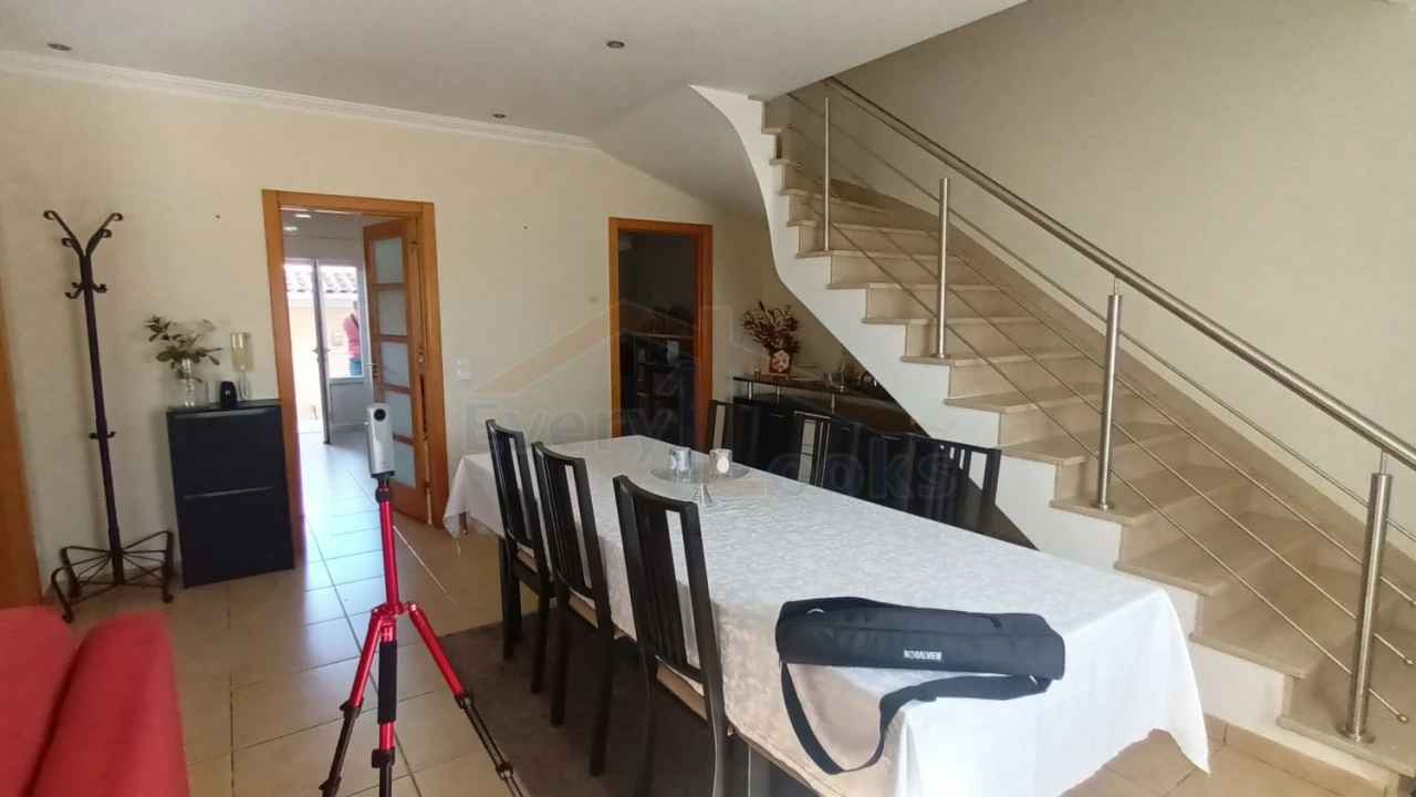 Moradia T4 para Venda em Serra D'El-Rei Foto 7