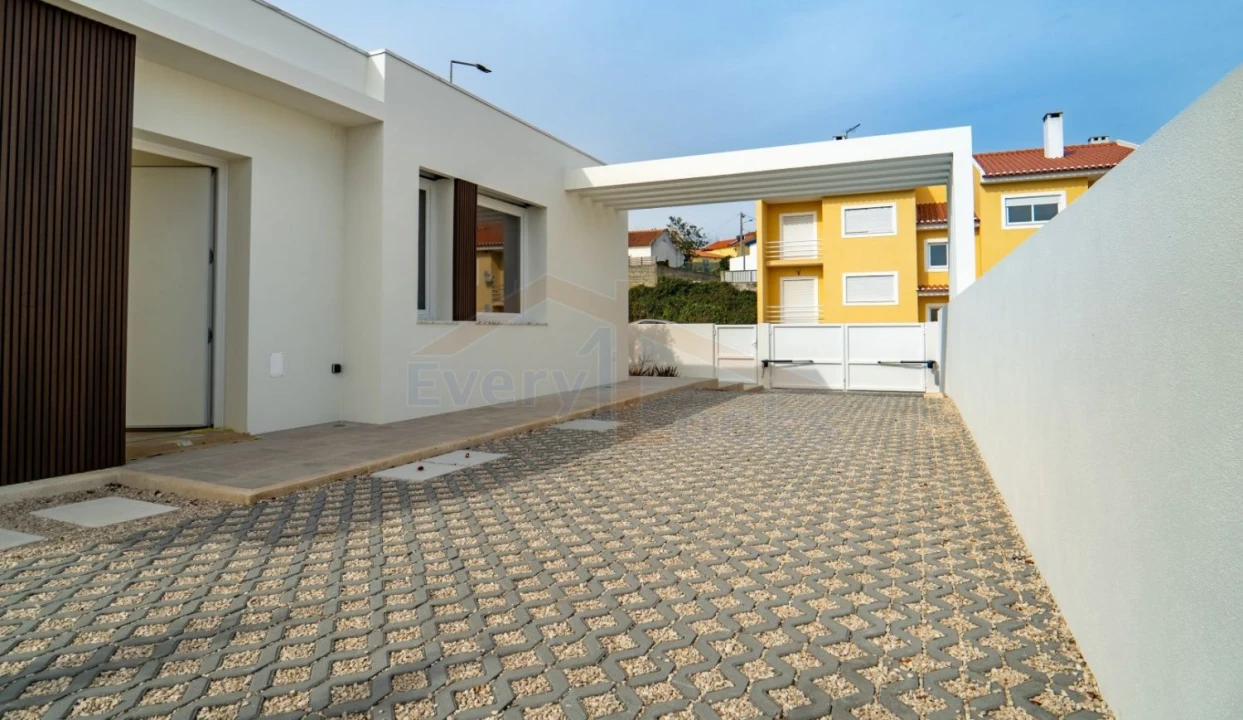 Moradia T3 para Venda em Lourinhã e Atalaia Foto 40