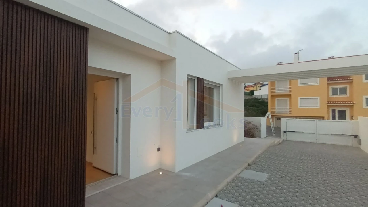 Moradia T3 para Venda em Lourinhã e Atalaia Foto 21