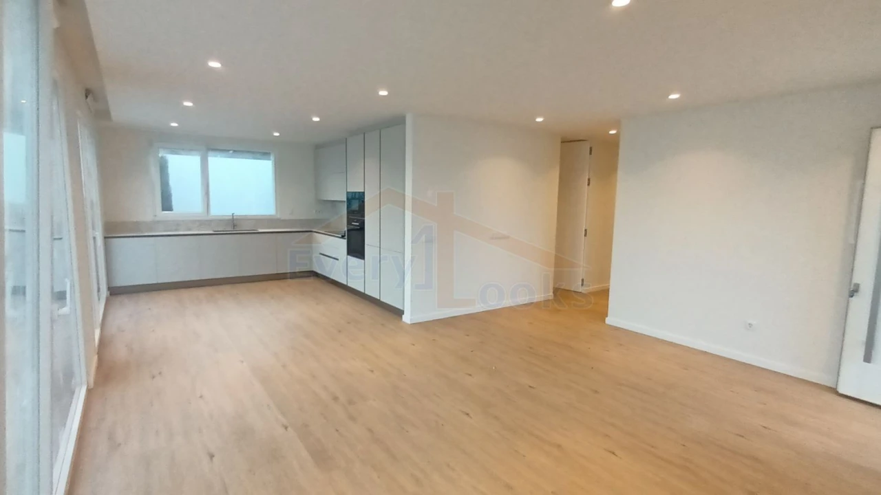 Moradia T3 para Venda em Lourinhã e Atalaia Foto 19