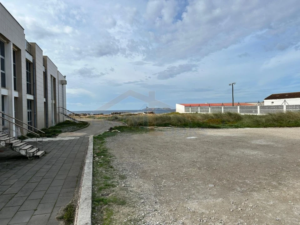 Terreno para Venda em Peniche Foto 28