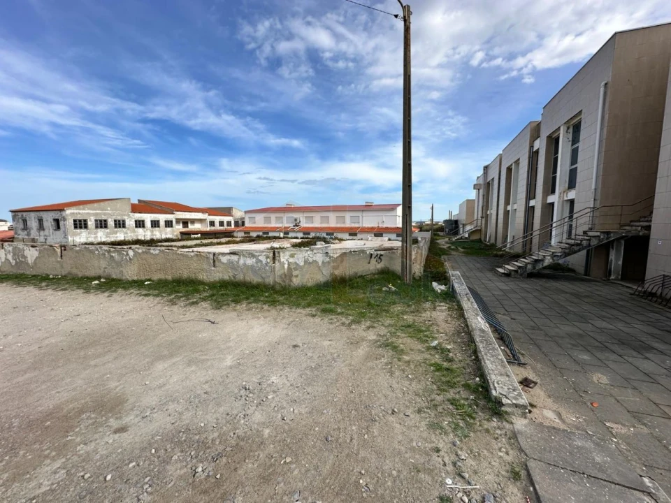 Terreno para Venda em Peniche Foto 25