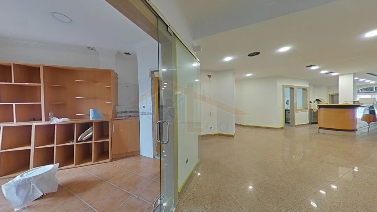 Loja para Venda em Serra D'El-Rei Foto 48