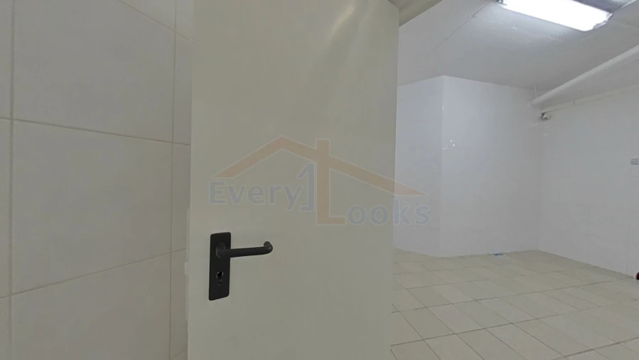 Loja para Venda em Serra D'El-Rei Foto 36