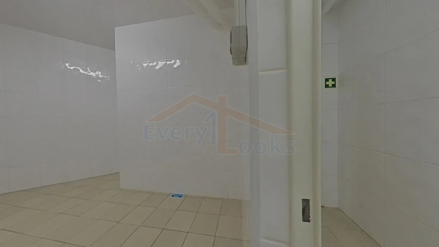 Loja para Venda em Serra D'El-Rei Foto 35