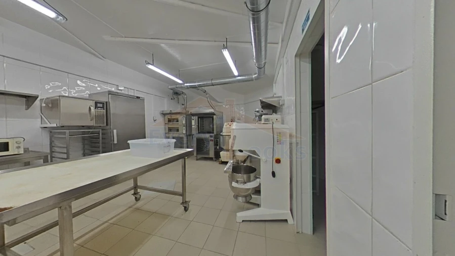 Loja para Venda em Serra D'El-Rei Foto 41