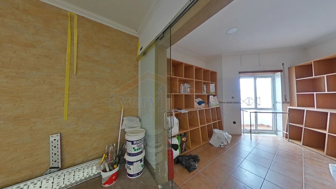 Loja para Venda em Serra D'El-Rei Foto 47