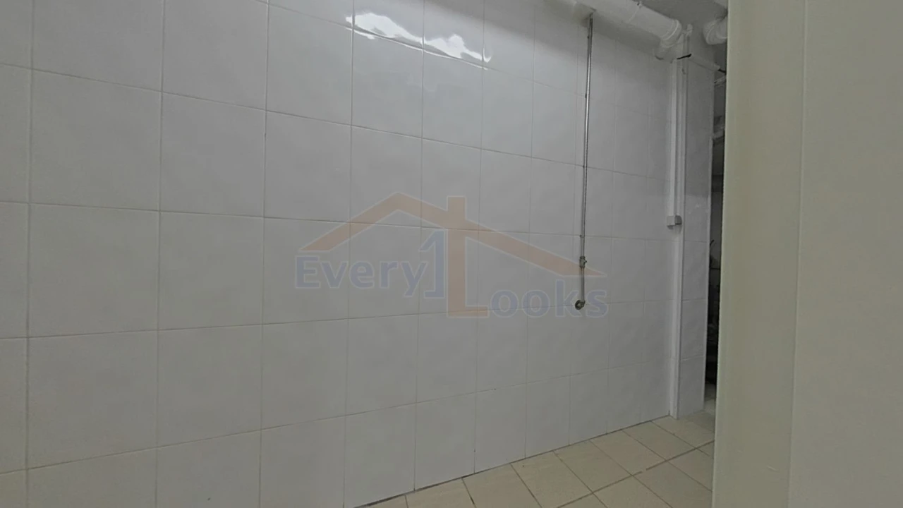 Loja para Venda em Serra D'El-Rei Foto 33