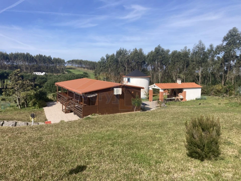 Moradia T2 para Venda em Caldas da Rainha - Santo Onofre e Serra do Bouro Foto 1
