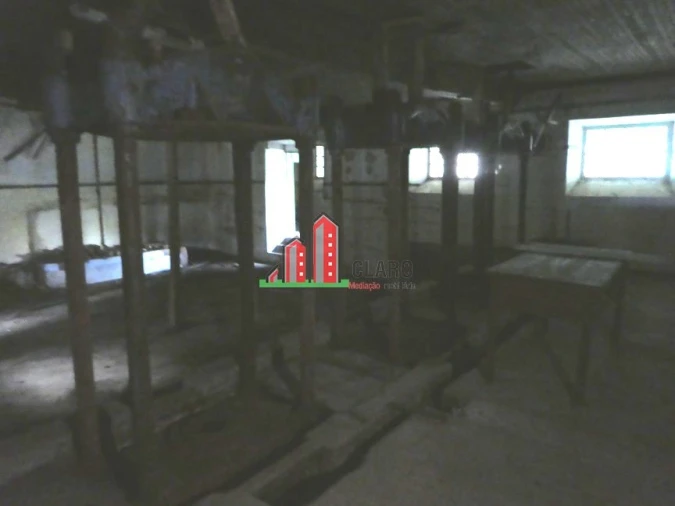 Quinta T0 para Venda em Santo Antonio dos Olivais Foto 18