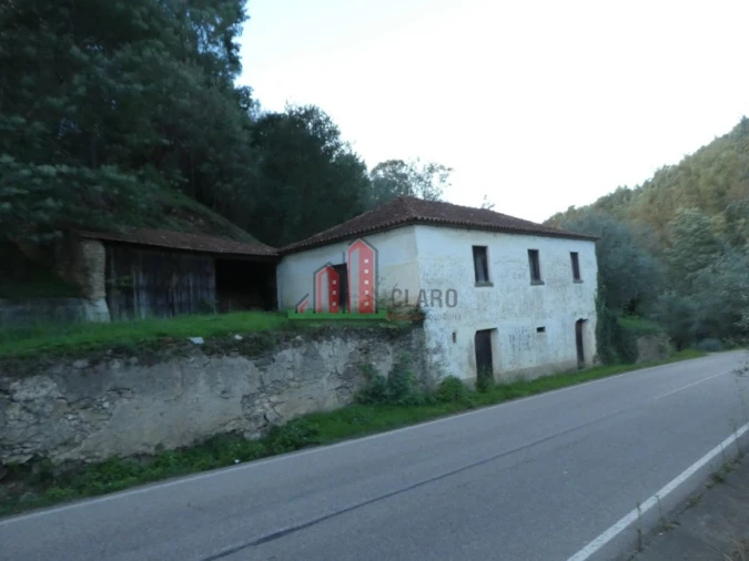 Quinta T0 para Venda em Santo Antonio dos Olivais Foto 8