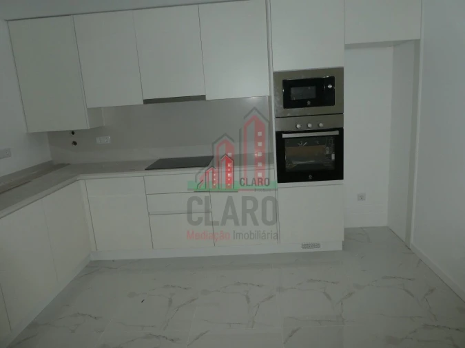 Moradia T3 para Venda em Arazede Foto 12