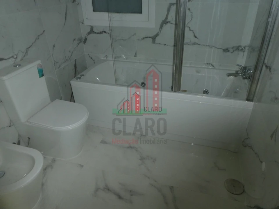 Moradia T3 para Venda em Arazede Foto 24