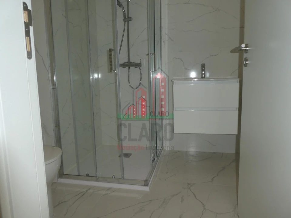 Apartamento T3 para Venda em Eiras e São Paulo de Frades Foto 16