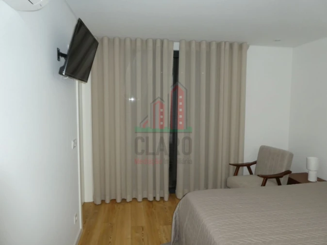 Apartamento T2 para Venda em Santo Antonio dos Olivais Foto 10