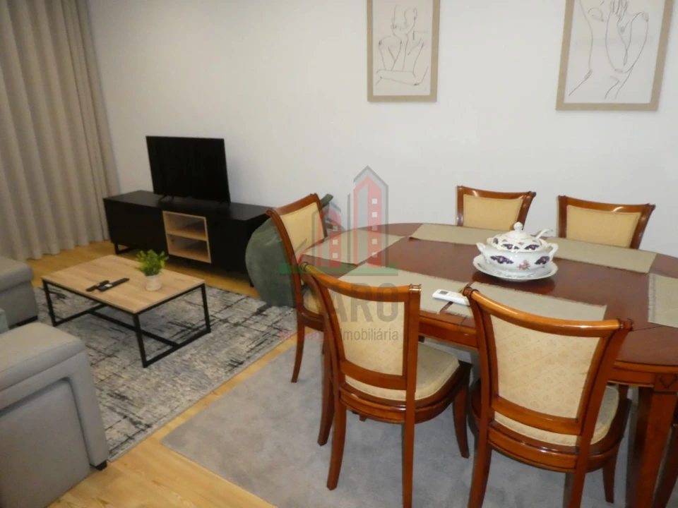 Apartamento T2 para Venda em Santo Antonio dos Olivais Foto 5