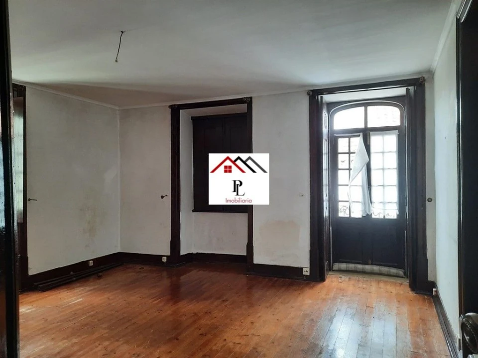 Moradia T4 para Venda em Abrunheira, Verride e Vila Nova da Barca Foto 13